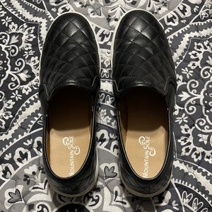 Mountain Sole casual slip ons